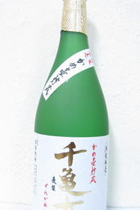千亀女 かめ壺貯蔵 麦焼酎 25度 720ml